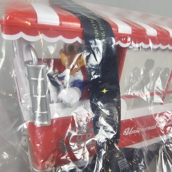 Universal Studios limited 60th anniversary popcorn bucket. New, sealed - Picture 7 of 7